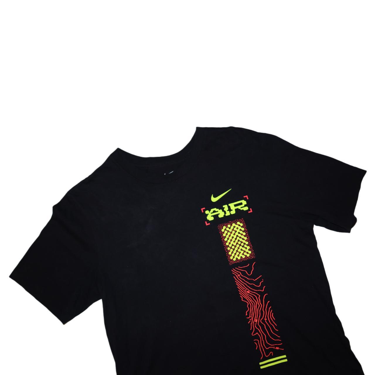 Nike ‘Catching Air’ T-Shirt Men’s -Medium